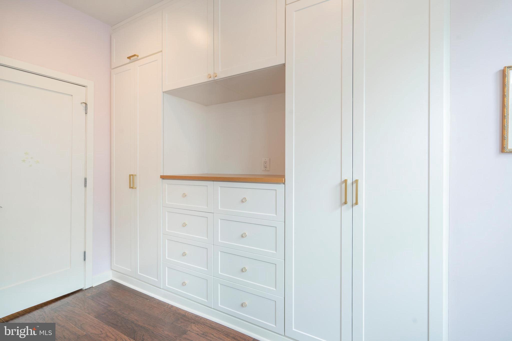 2031 Pemberton Street Philadelphia, PA 19146 - Photo 16 of 27