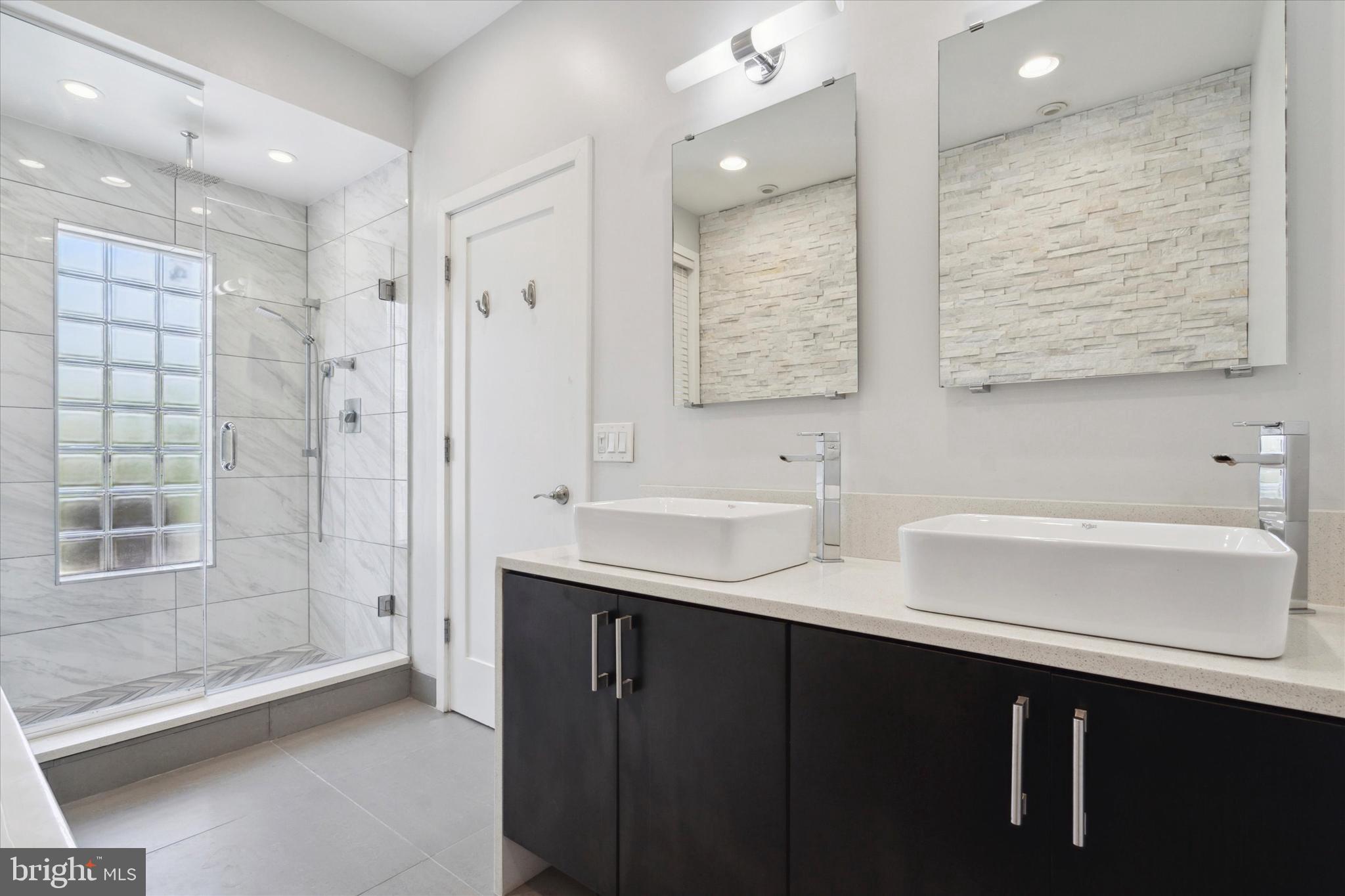 2031 Pemberton Street Philadelphia, PA 19146 - Photo 21 of 27