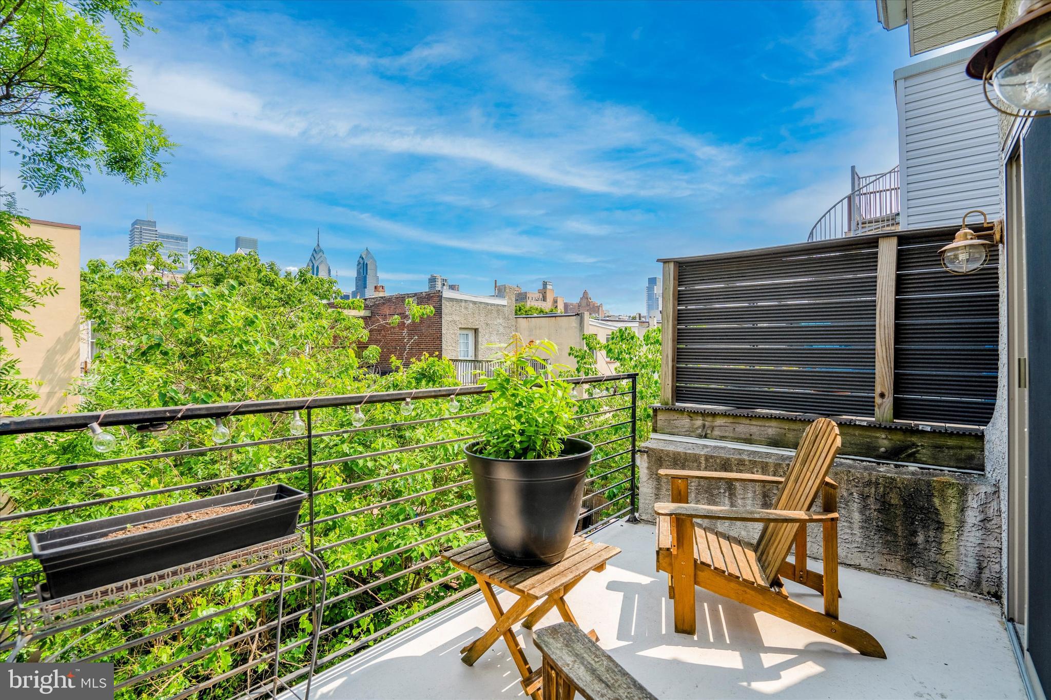 2031 Pemberton Street Philadelphia, PA 19146 - Photo 23 of 27