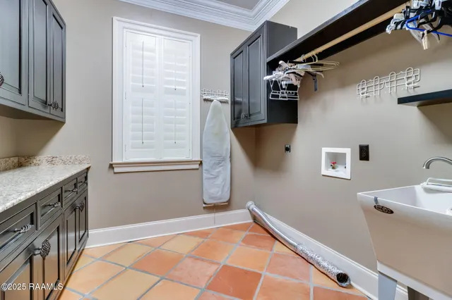 $565,000 | 220 Edgewood Avenue, Rayne, LA 70578