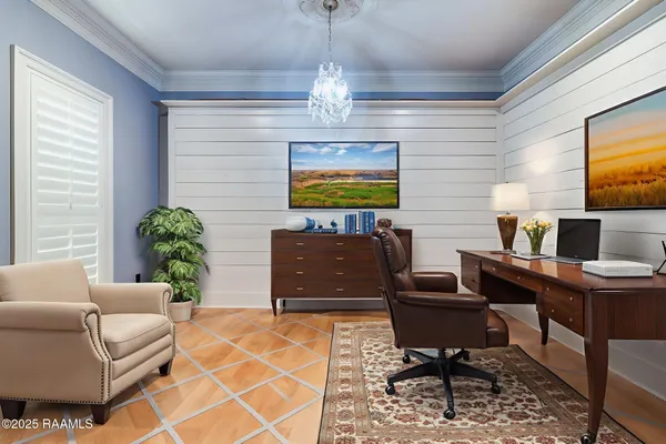 $575,000 | 220 Edgewood Avenue, Rayne, LA 70578