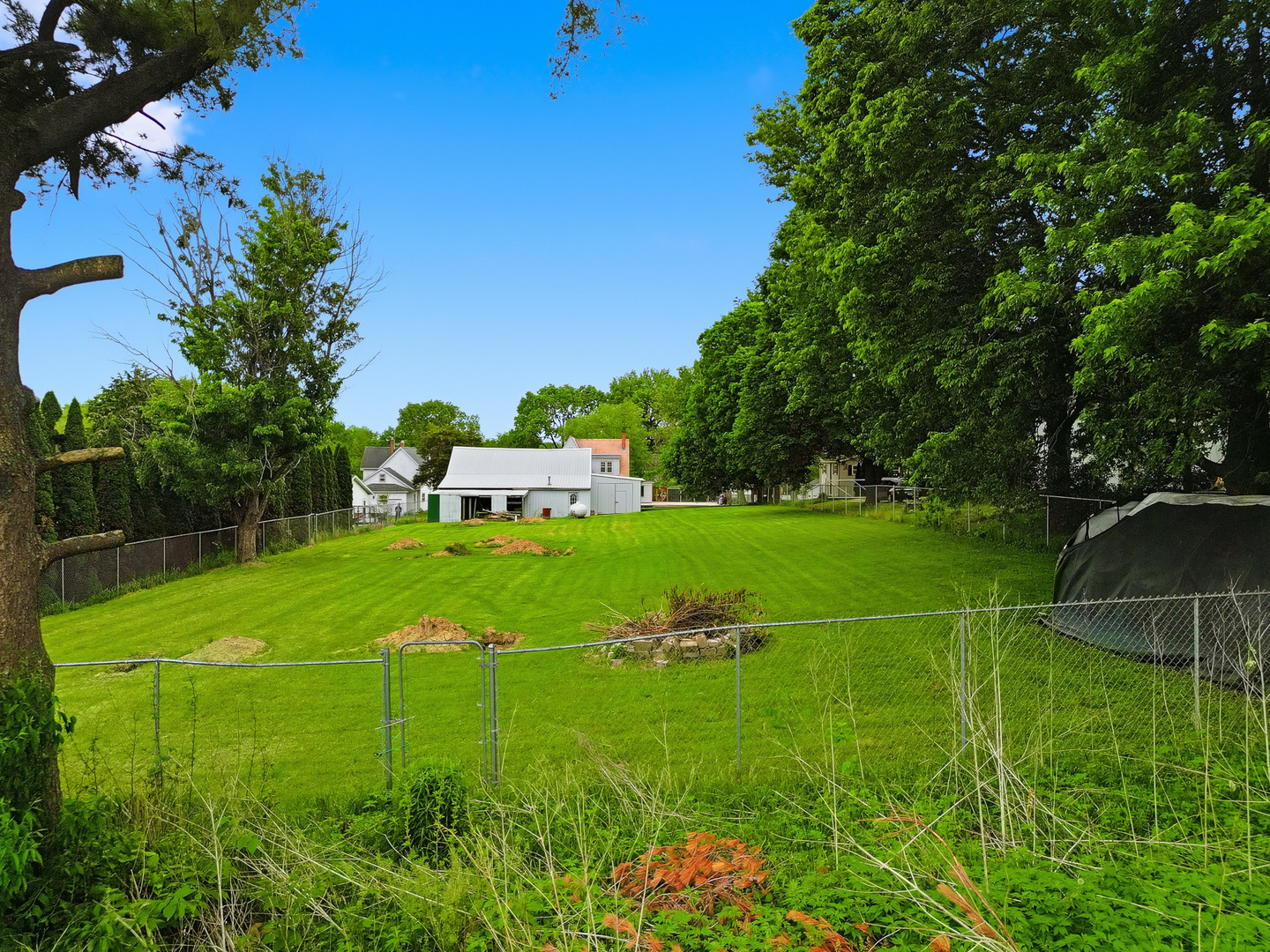 1301 Long Street Dixon, IL 61021 - Photo 14 of 47