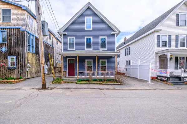 $229,000 | 647 Middle Street, Bath, ME 04530