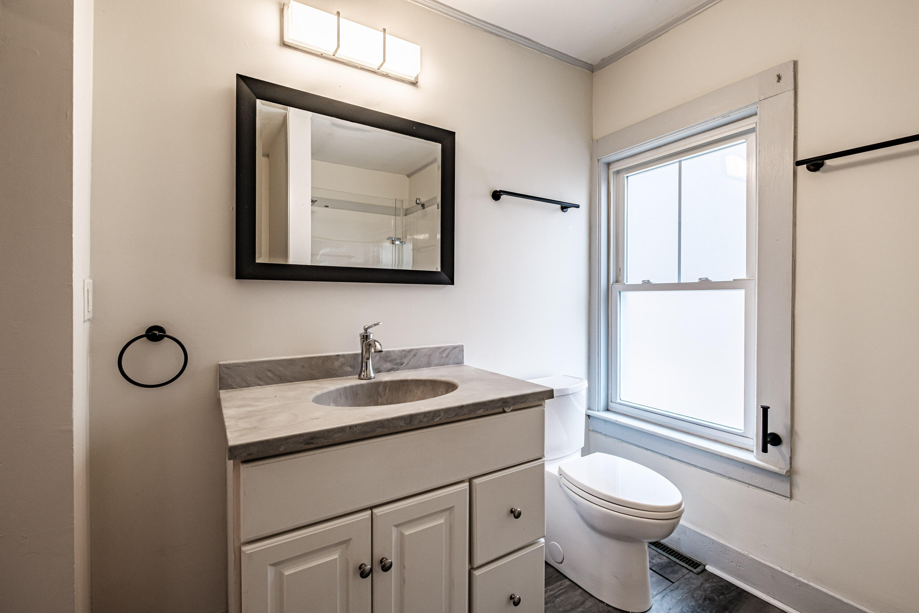 647 Middle Street Bath, ME 04530 - Photo 20 of 54 20260424gp-61021