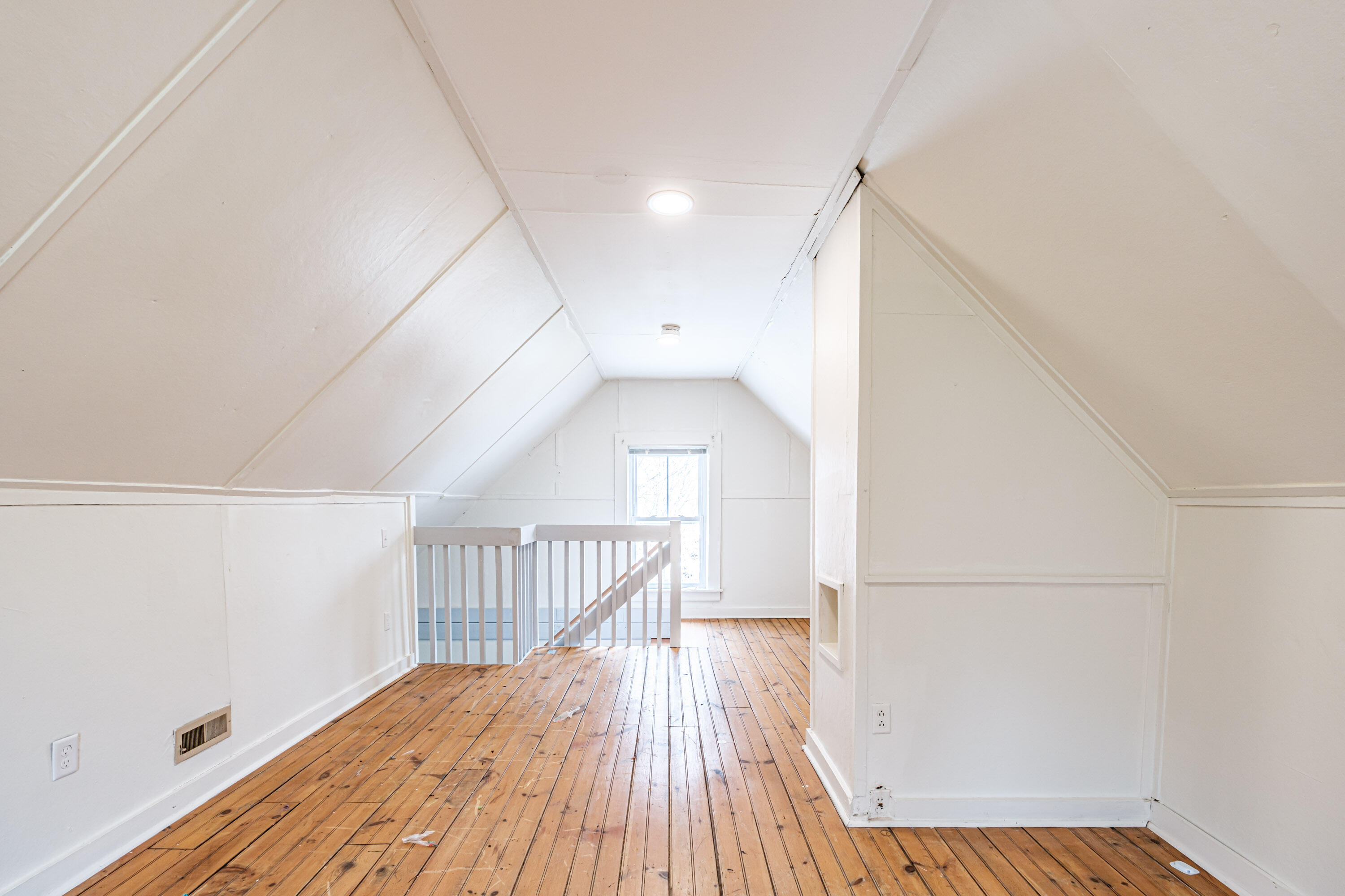 647 Middle Street Bath, ME 04530 - Photo 43 of 54 20260424gp-61044