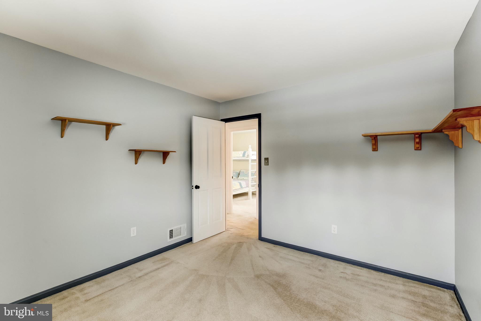 14916 Old York Road Phoenix, MD 21131 - Photo 18 of 31