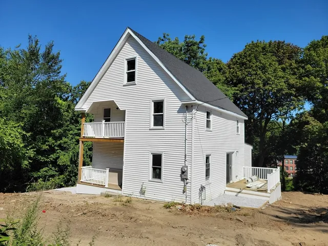 $429,900 | 11 Beech St Lane, Fitchburg, MA 01420