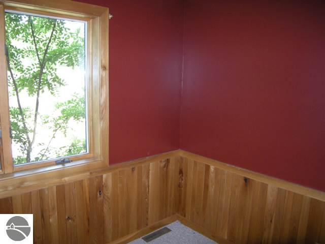 13435 South Cedar Road Cedar, MI 49621 - Photo 9 of 23 1738346-8.JPG