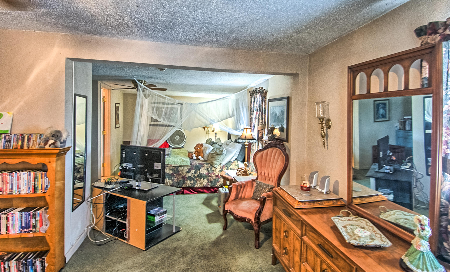 19397 Anna Road Anderson, CA 96007 - Photo 15 of 42 Room2