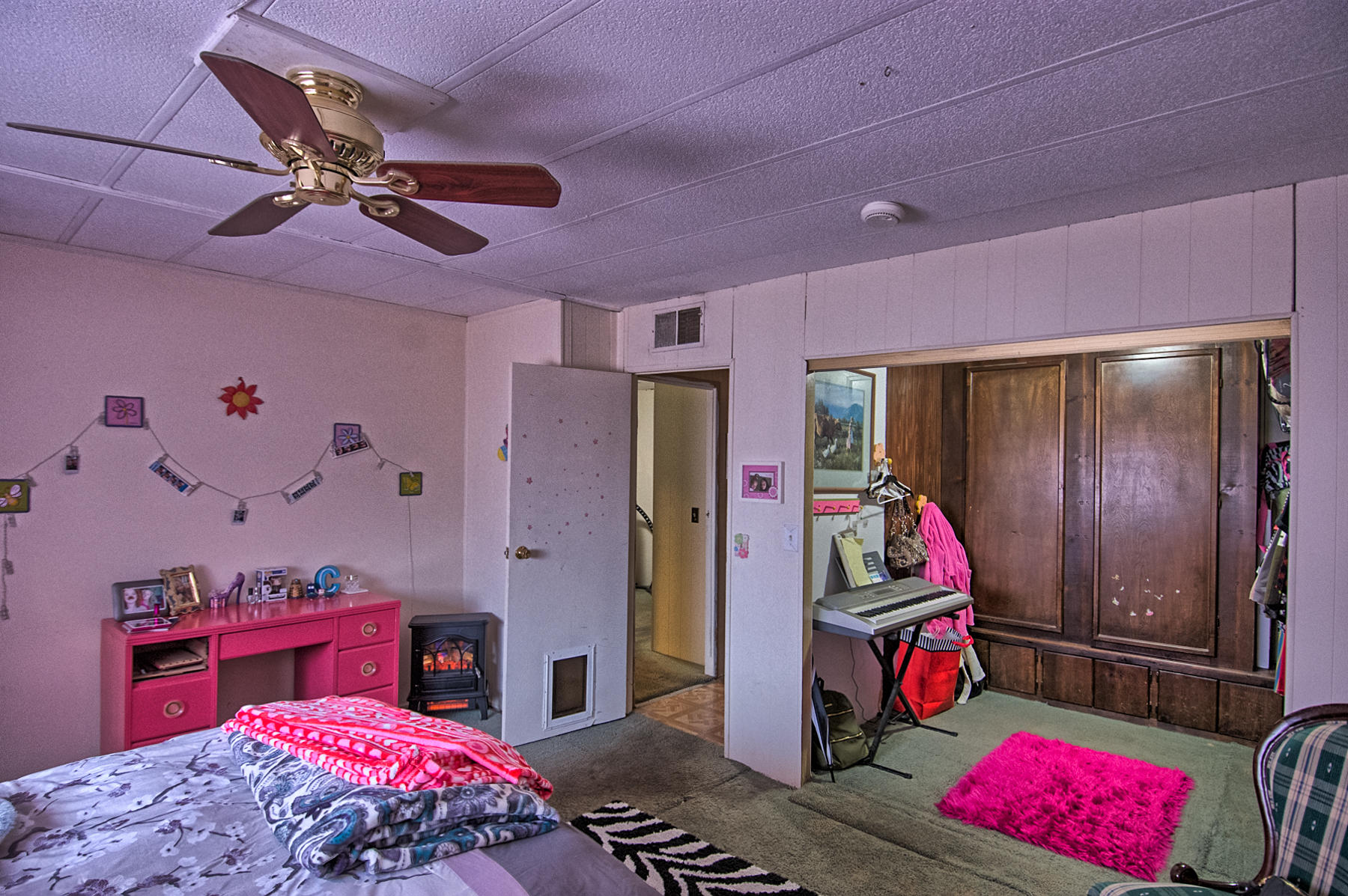 19397 Anna Road Anderson, CA 96007 - Photo 9 of 42 Room 1