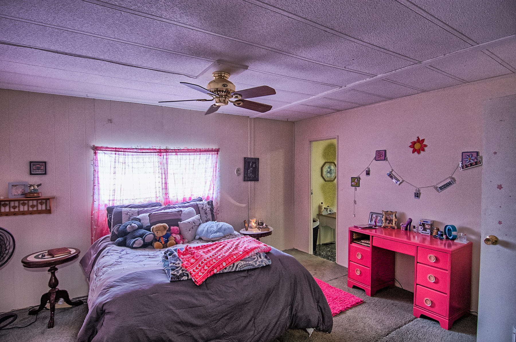 19397 Anna Road Anderson, CA 96007 - Photo 10 of 42 Room 1