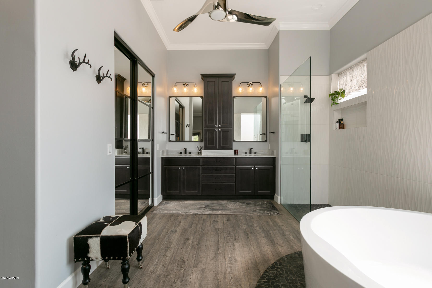 719 West Cloud Road Phoenix, AZ 85086 - Photo 17 of 60 719 W Cloud Rd
