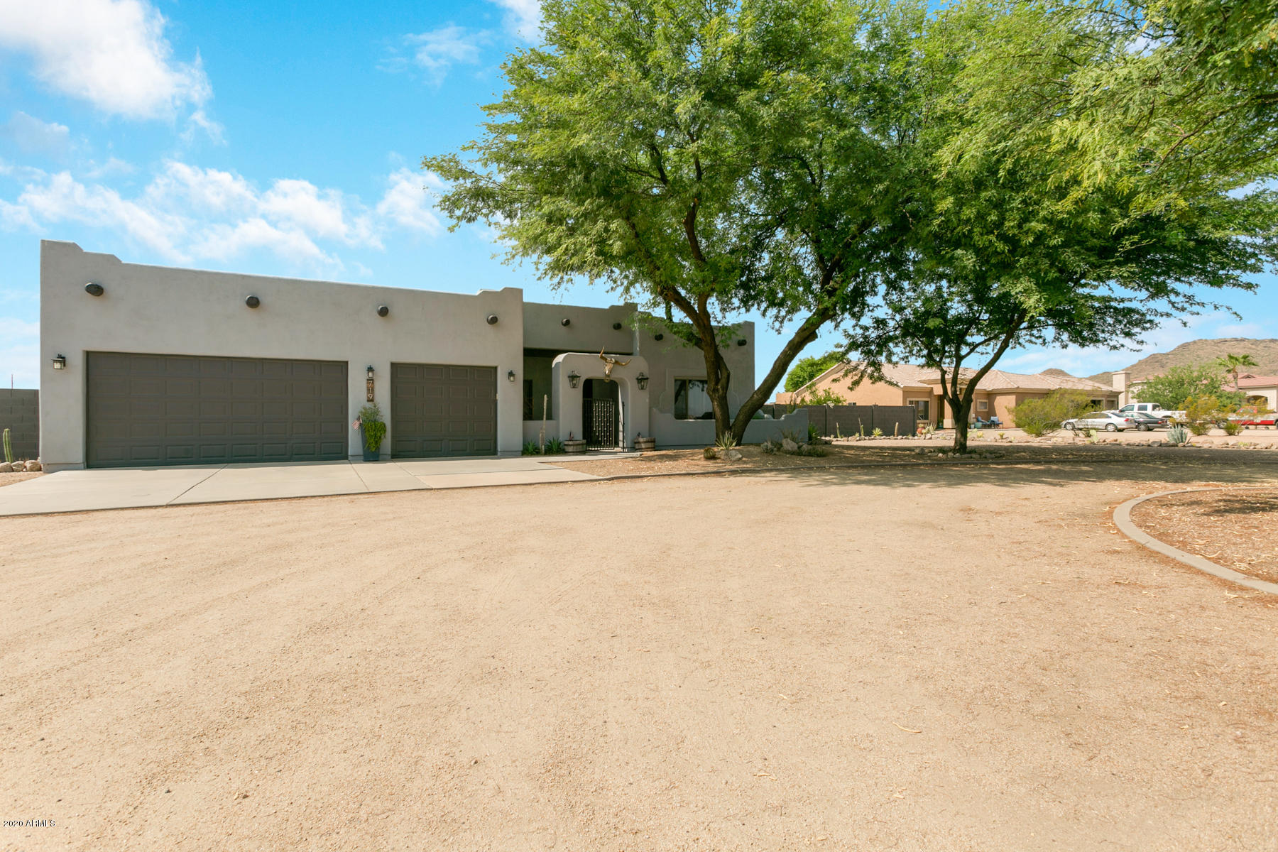 719 West Cloud Road Phoenix, AZ 85086 - Photo 31 of 60 719 W Cloud Rd