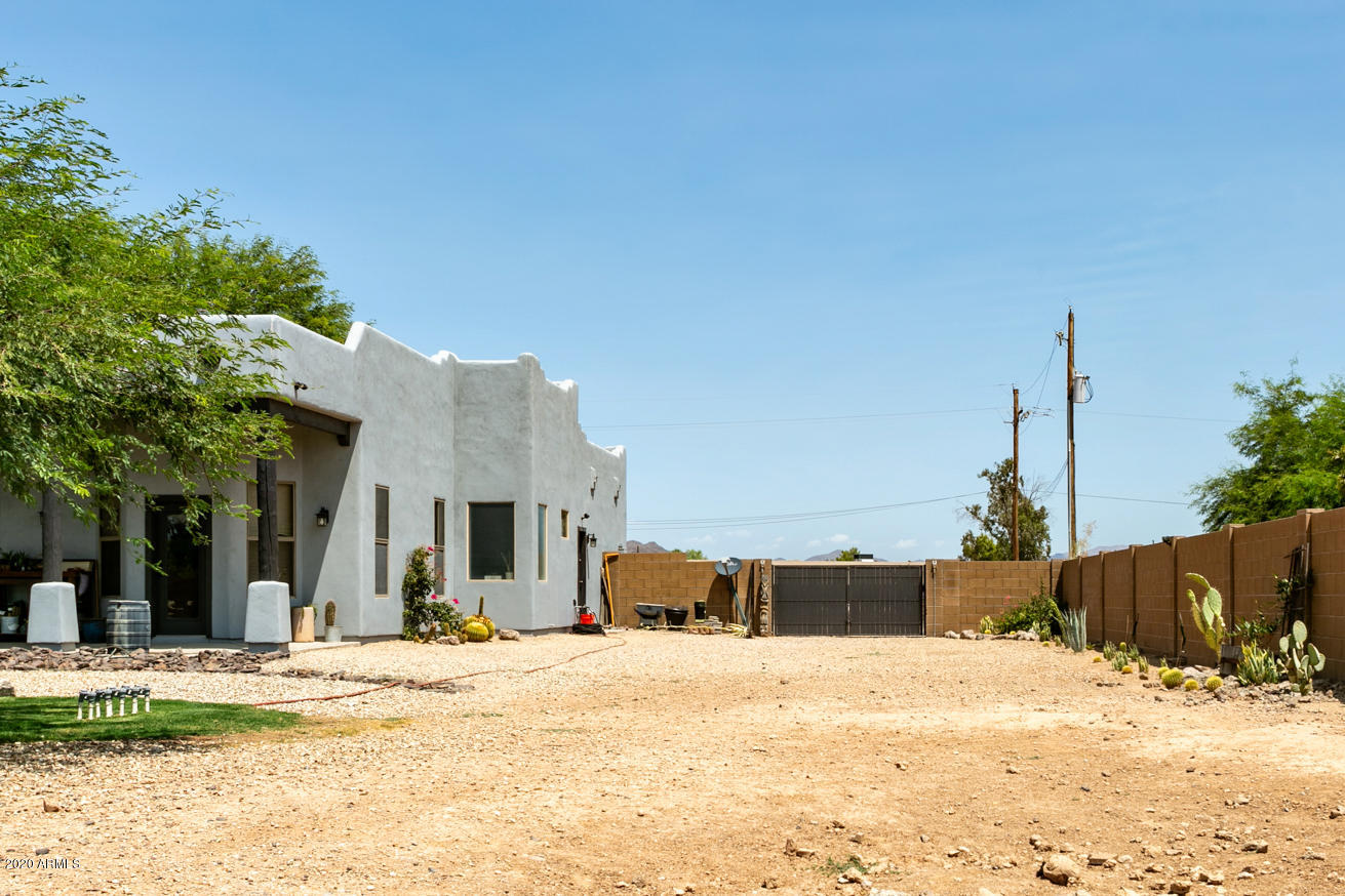719 West Cloud Road Phoenix, AZ 85086 - Photo 54 of 60 719 W Cloud Rd