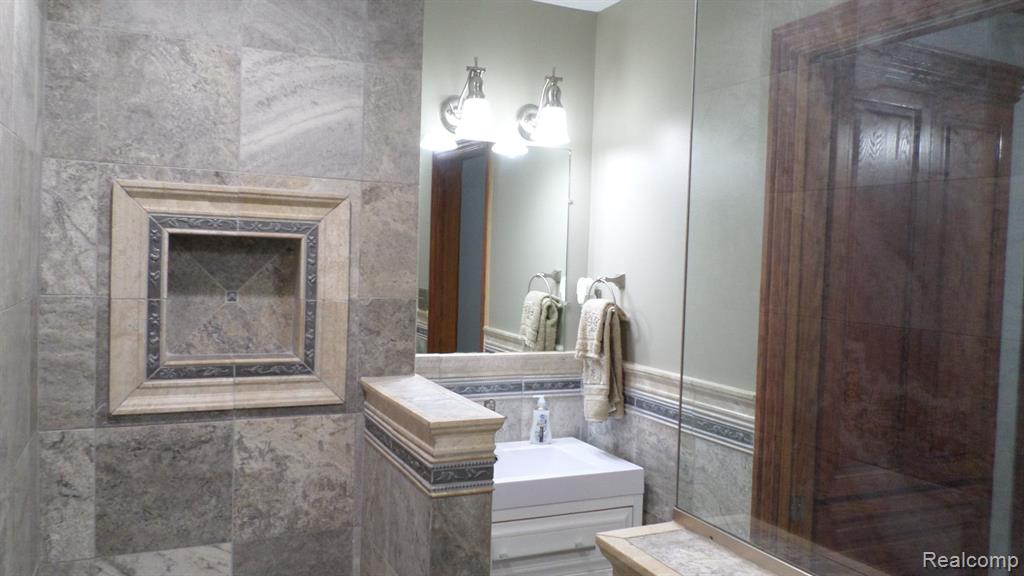 50561 Maurice Road, Unit 22 New Baltimore, MI 48047 - Photo 34 of 42