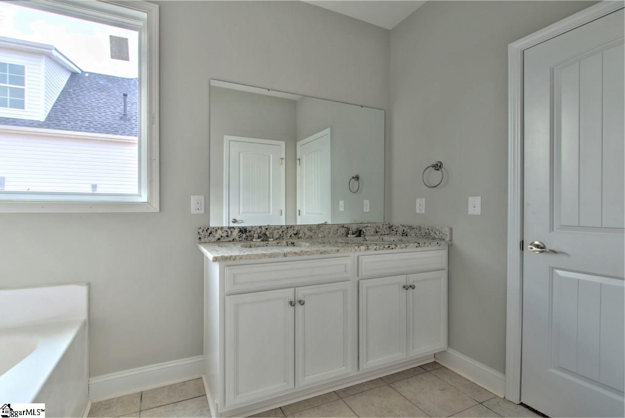 105 Carolina Drive Piedmont, SC 29673 - Photo 13 of 26 Gallery Image 13