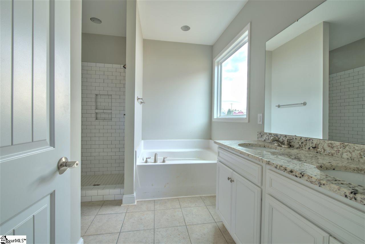 105 Carolina Drive Piedmont, SC 29673 - Photo 14 of 26 Gallery Image 14