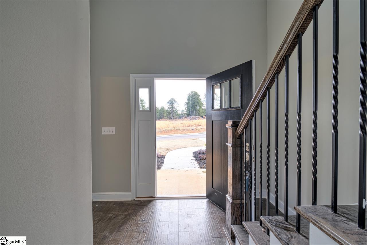 105 Carolina Drive Piedmont, SC 29673 - Photo 3 of 26 Gallery Image 3