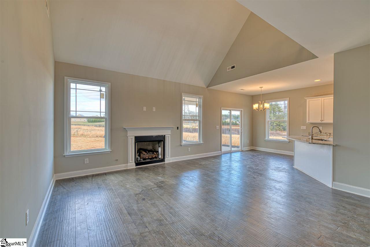 105 Carolina Drive Piedmont, SC 29673 - Photo 5 of 26 Gallery Image 5