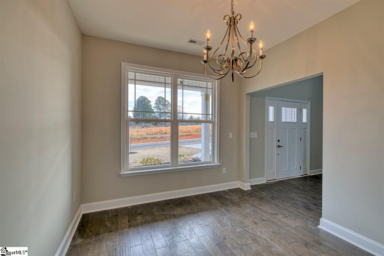 105 Carolina Drive Piedmont, SC 29673 - Photo 8 of 26 Gallery Image 8