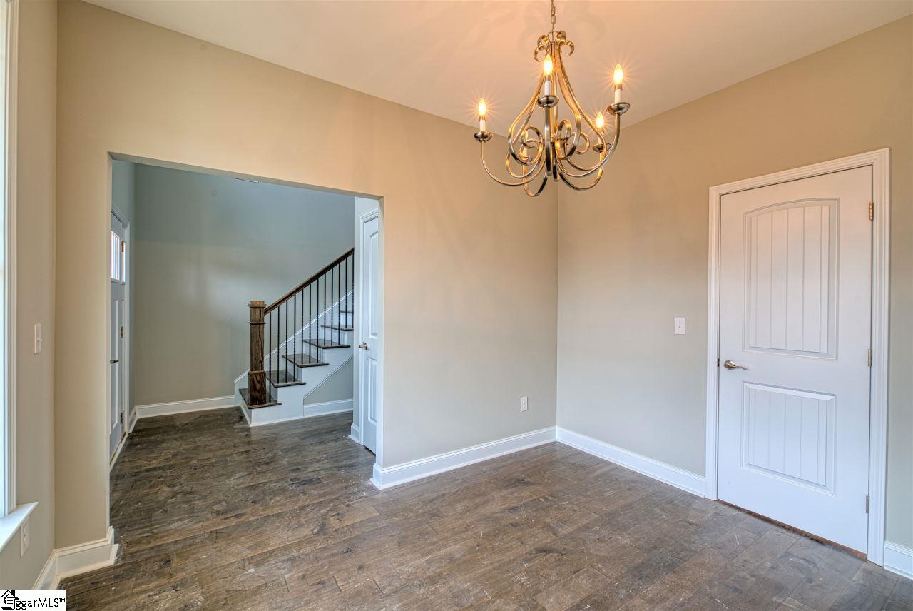 105 Carolina Drive Piedmont, SC 29673 - Photo 9 of 26 Gallery Image 9