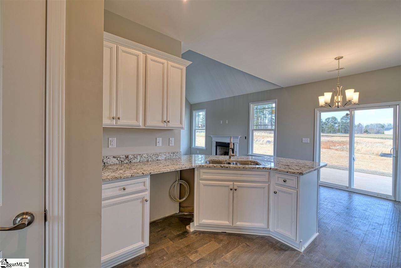 105 Carolina Drive Piedmont, SC 29673 - Photo 10 of 26 Gallery Image 10