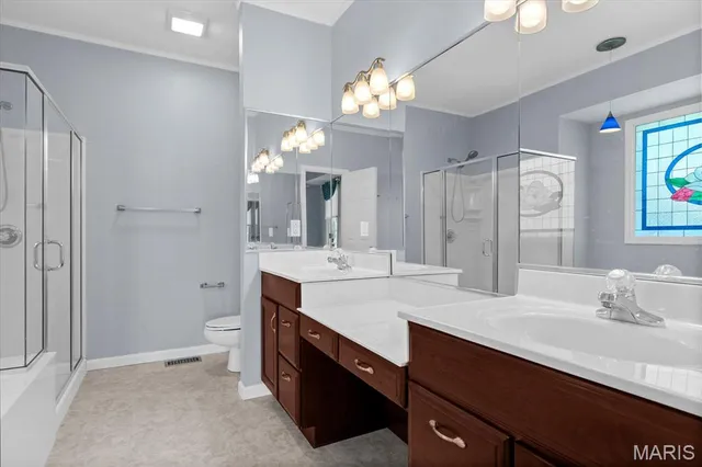 $598,800 | 1609 10th Fairway Drive, Belleville, IL 62220