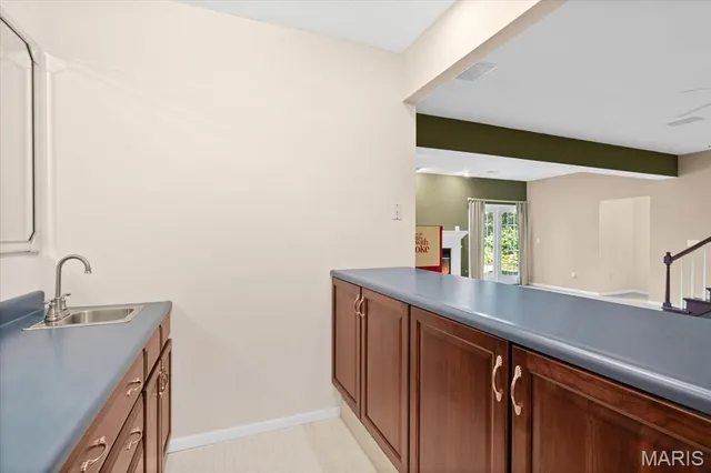 $598,800 | 1609 10th Fairway Drive, Belleville, IL 62220