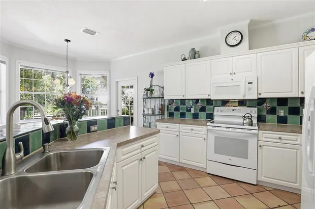 $465,000 | 7708 Northwest 51st Drive, Gainesville, FL 32653