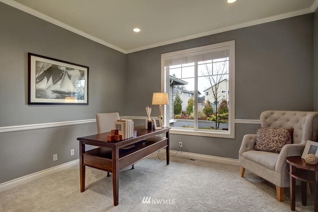 4707 Northeast 1st Street Renton, WA 98059 - Photo 12 of 18