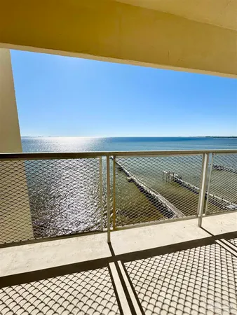 $240,000 | 825 Bayshore Drive, Unit 700, Pensacola, FL 32507