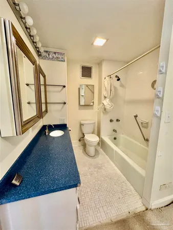 $240,000 | 825 Bayshore Drive, Unit 700, Pensacola, FL 32507