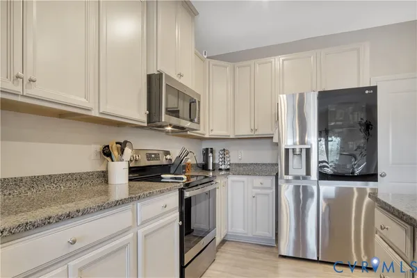 $379,900 | 3409 Foxglove Drive, Toano, VA 23168
