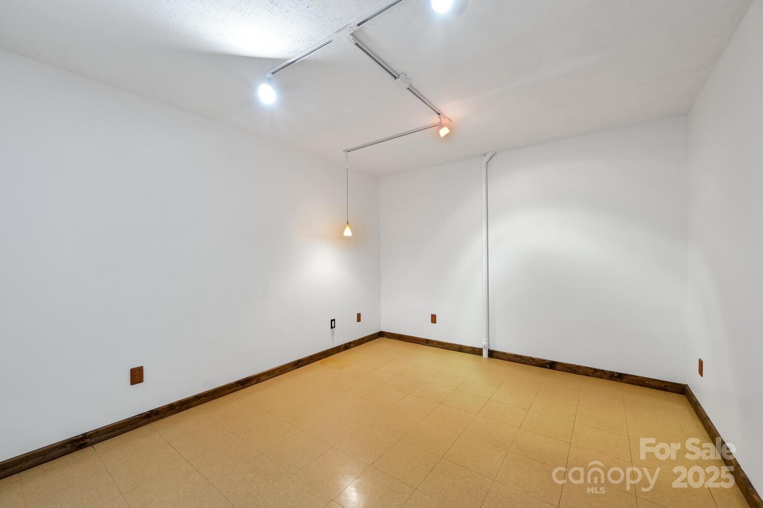 2 Ruffed Grouse Drive Weaverville, NC 28787 - Photo 37 of 44 a view of room