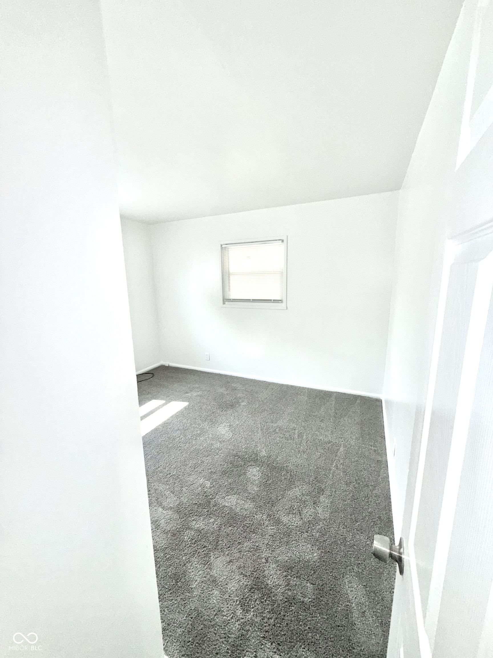 3103 Keswick Road Indianapolis, IN 46222 - Photo 7 of 28