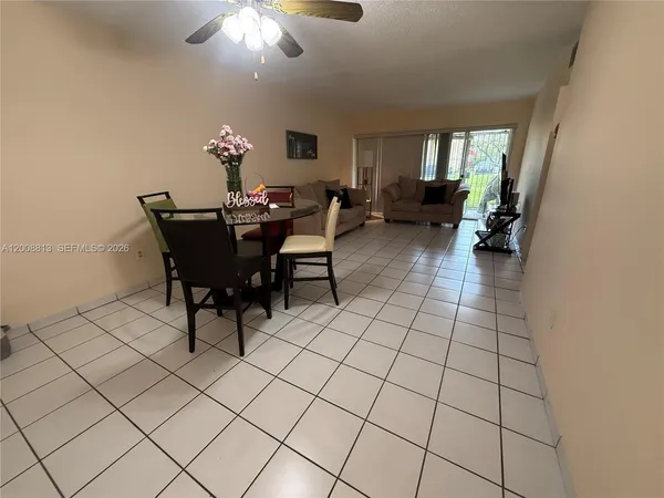 $1,850 | 9270 Fontainebleau Boulevard, Unit 102, Miami, FL 33172