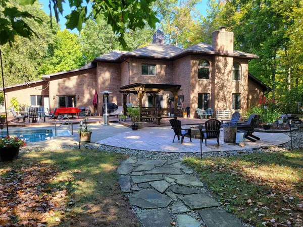 $639,900 | 1302 Westerly Road, Fort Wayne, IN 46845