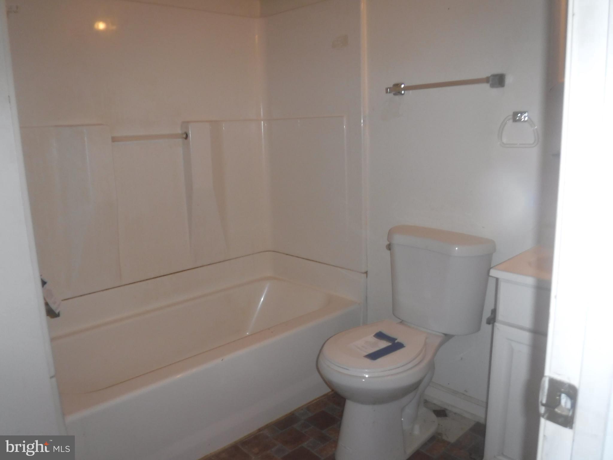 1001 Norwood Road Silver Spring, MD 20905 - Photo 12 of 18 Full Bath-Main Level