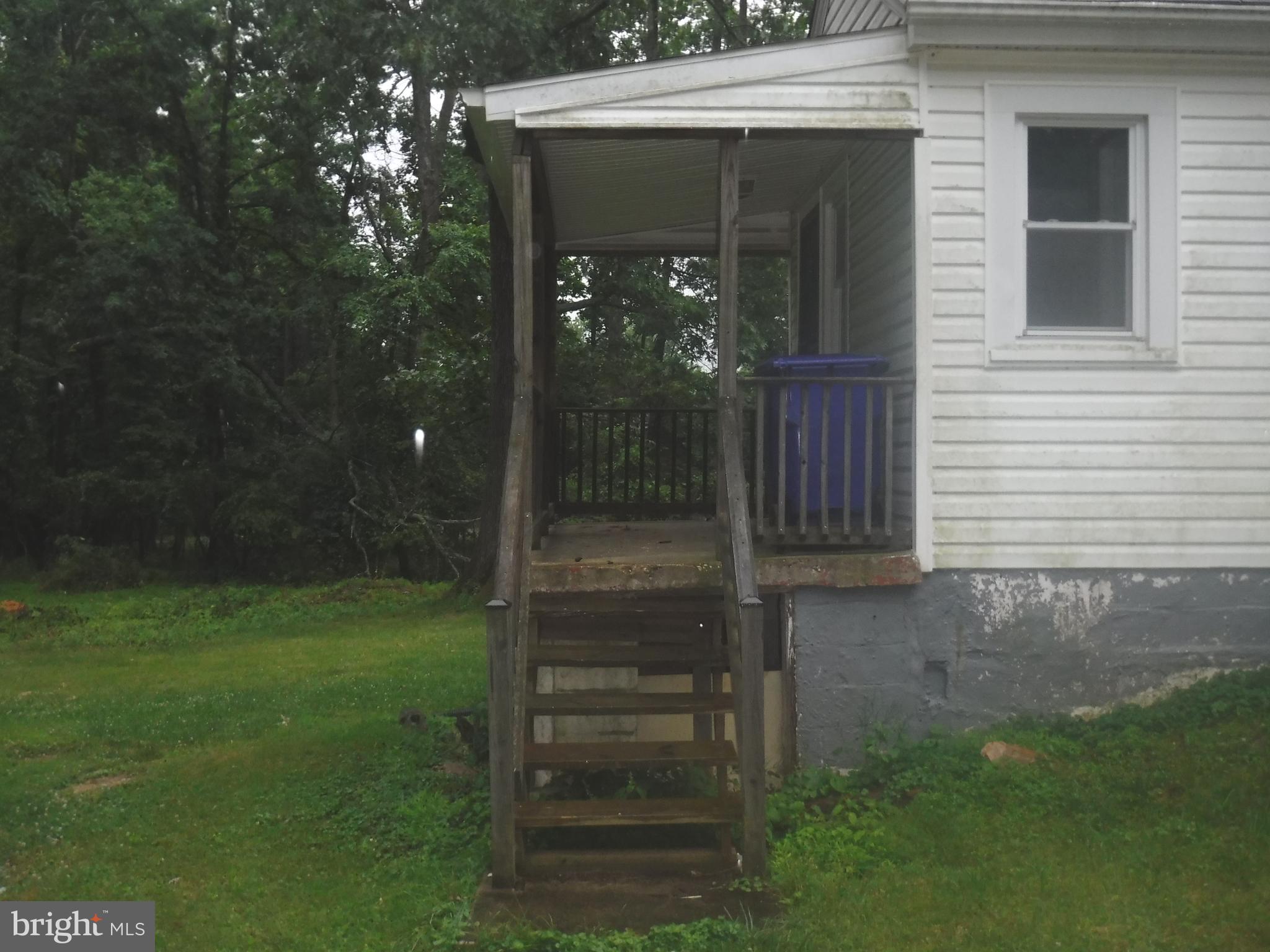 1001 Norwood Road Silver Spring, MD 20905 - Photo 6 of 18 Rear Porch