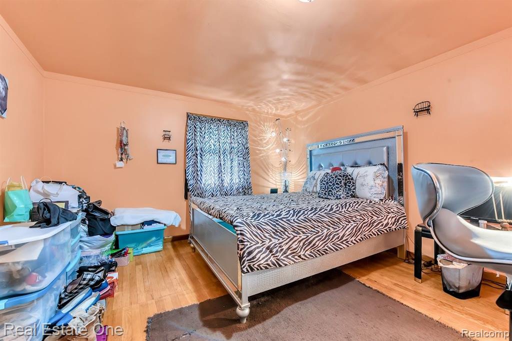 2022 Vernier Road Grosse Pointe Woods, MI 48236 - Photo 28 of 40