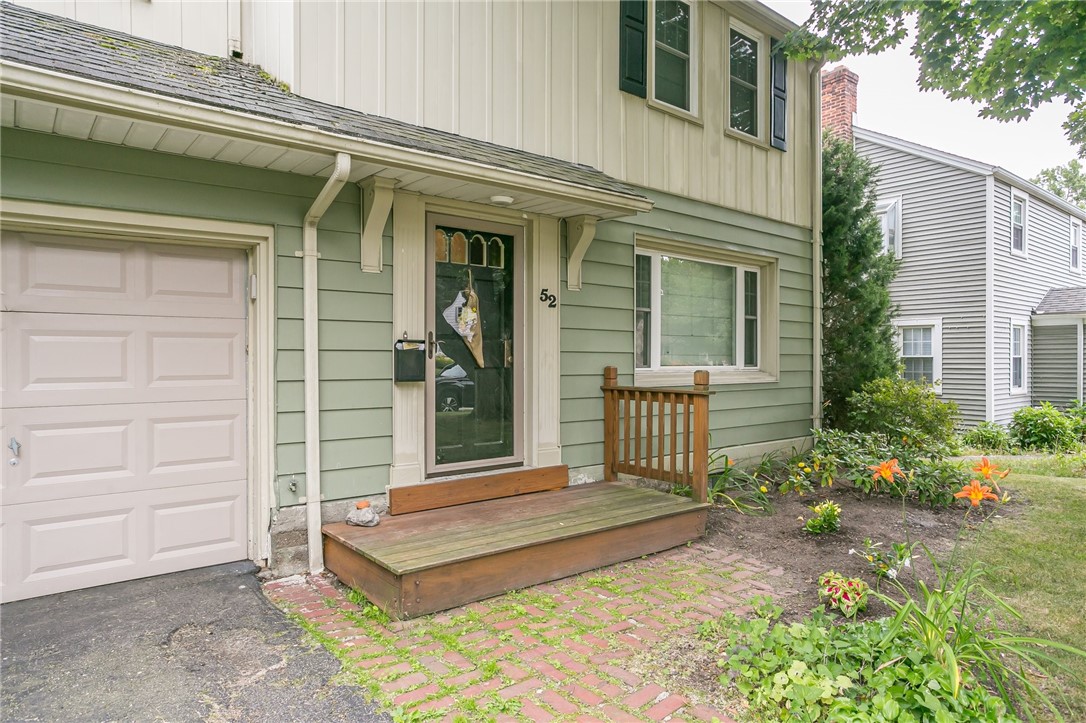 52 Azalea Road Rochester, NY 14620 - Photo 2 of 28