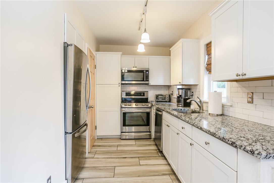 52 Azalea Road Rochester, NY 14620 - Photo 10 of 28