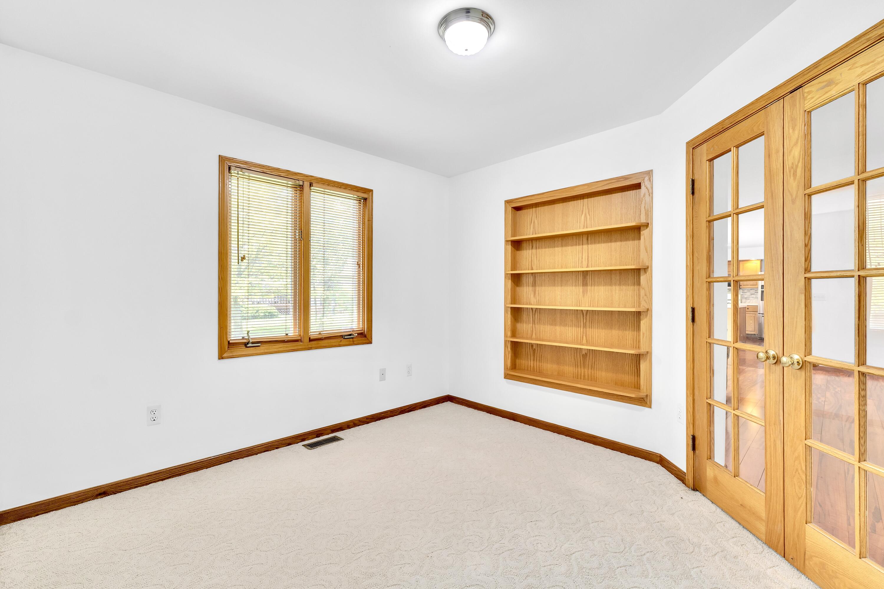 1860 Chicory Ridge Ann Arbor, MI 48103 - Photo 12 of 41 Library