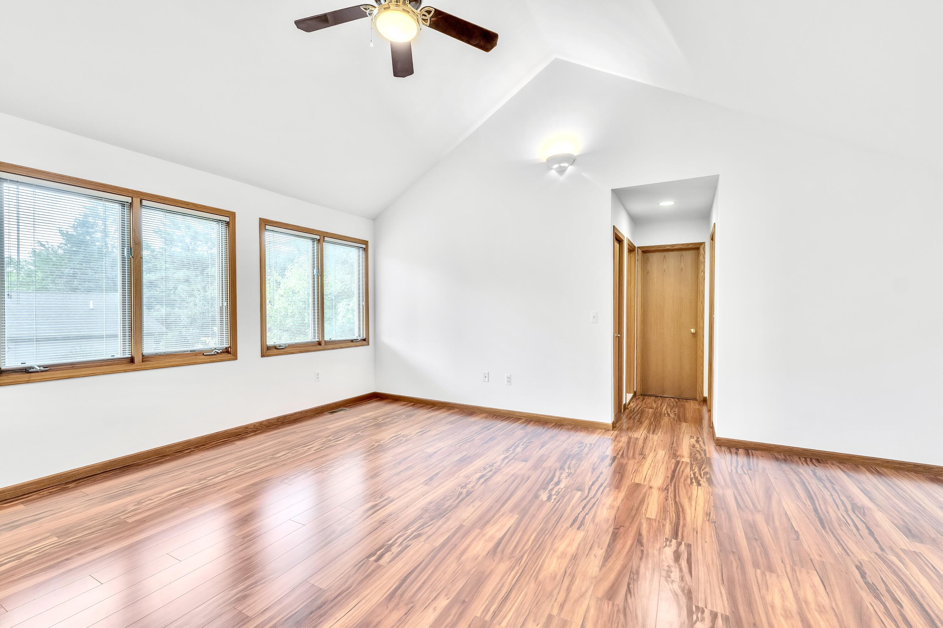 1860 Chicory Ridge Ann Arbor, MI 48103 - Photo 25 of 41 Primary Bedroom