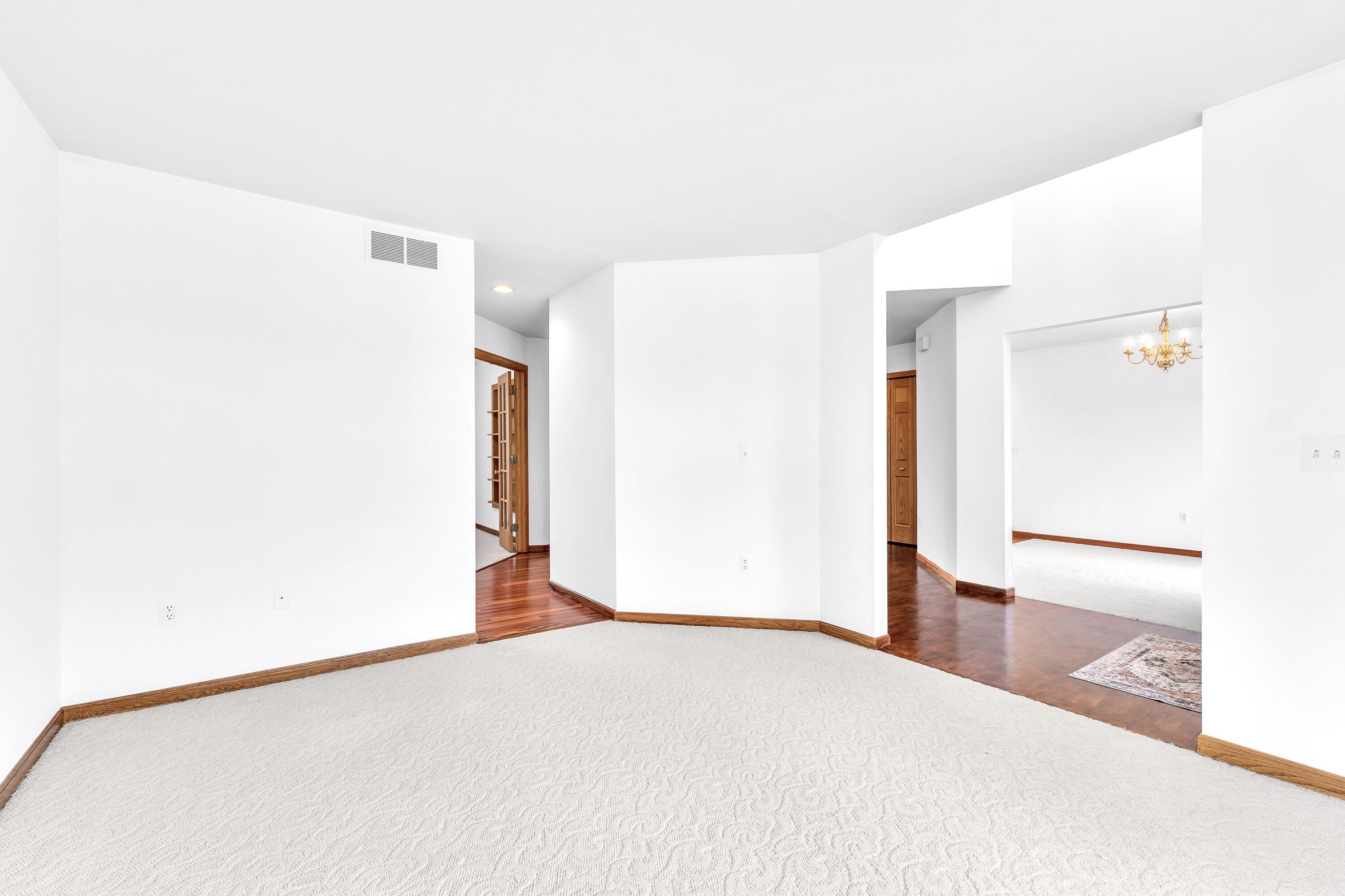 1860 Chicory Ridge Ann Arbor, MI 48103 - Photo 8 of 41 Living Room