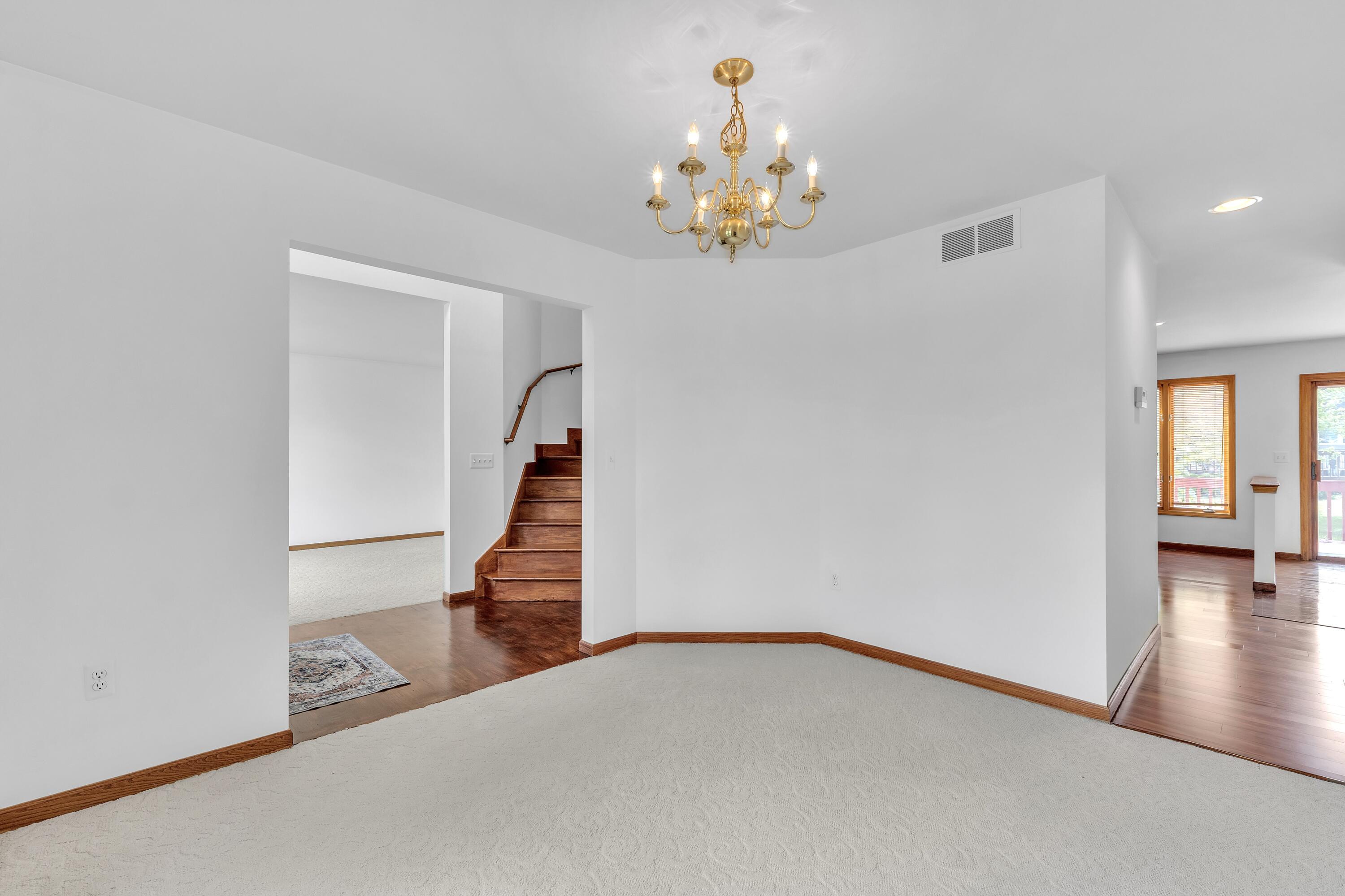 1860 Chicory Ridge Ann Arbor, MI 48103 - Photo 9 of 41 Dining Room