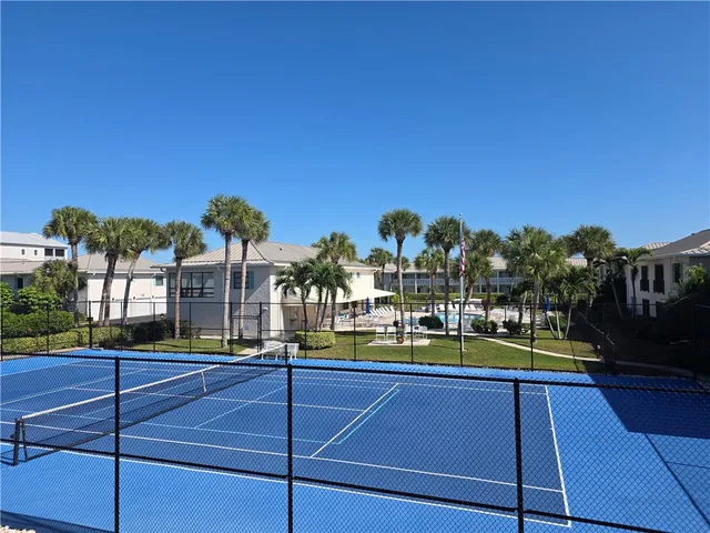 a view of a tennis court