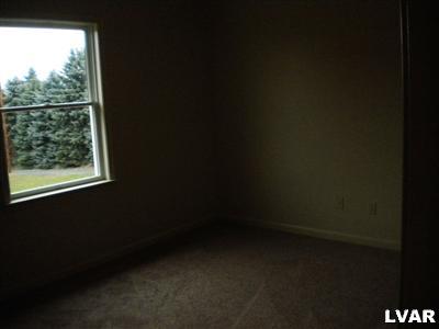 664 Almond Road Walnutport, PA 18088 - Photo 14 of 22 Gallery Image 14