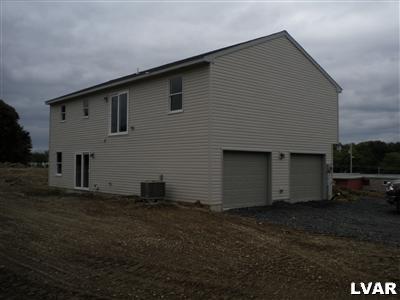 664 Almond Road Walnutport, PA 18088 - Photo 10 of 22 Gallery Image 10