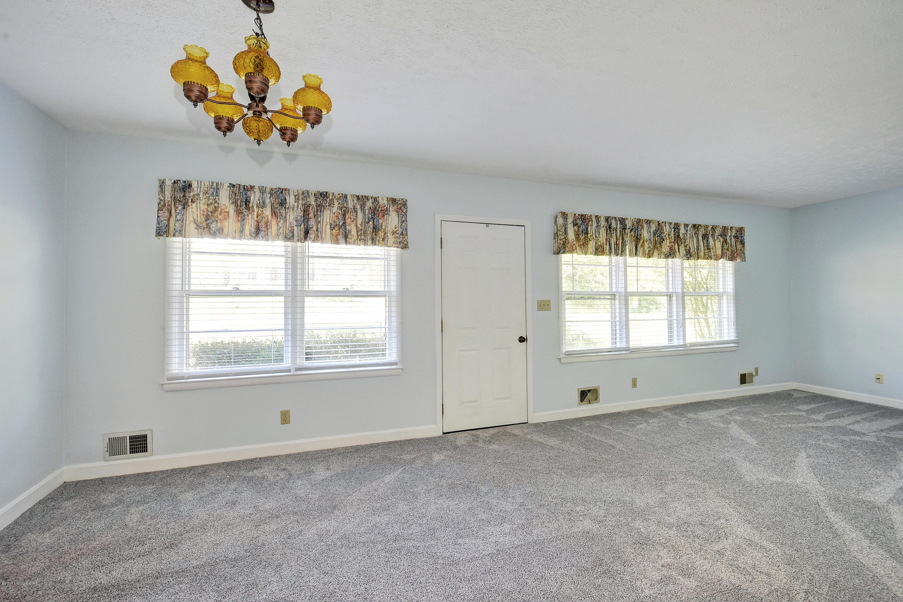 7802 Rollington Road Pewee Valley, KY 40056 - Photo 15 of 28 _DSC5758_60_61